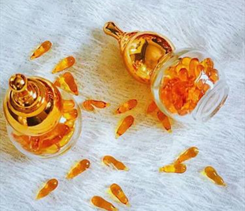 點擊放大 草本精油 草本精油